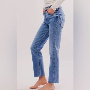 MOTHER Tomcat Ankle Fray Jeans 30